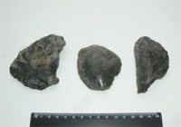 каменные орудия